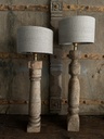 Oude balusterlamp met kap